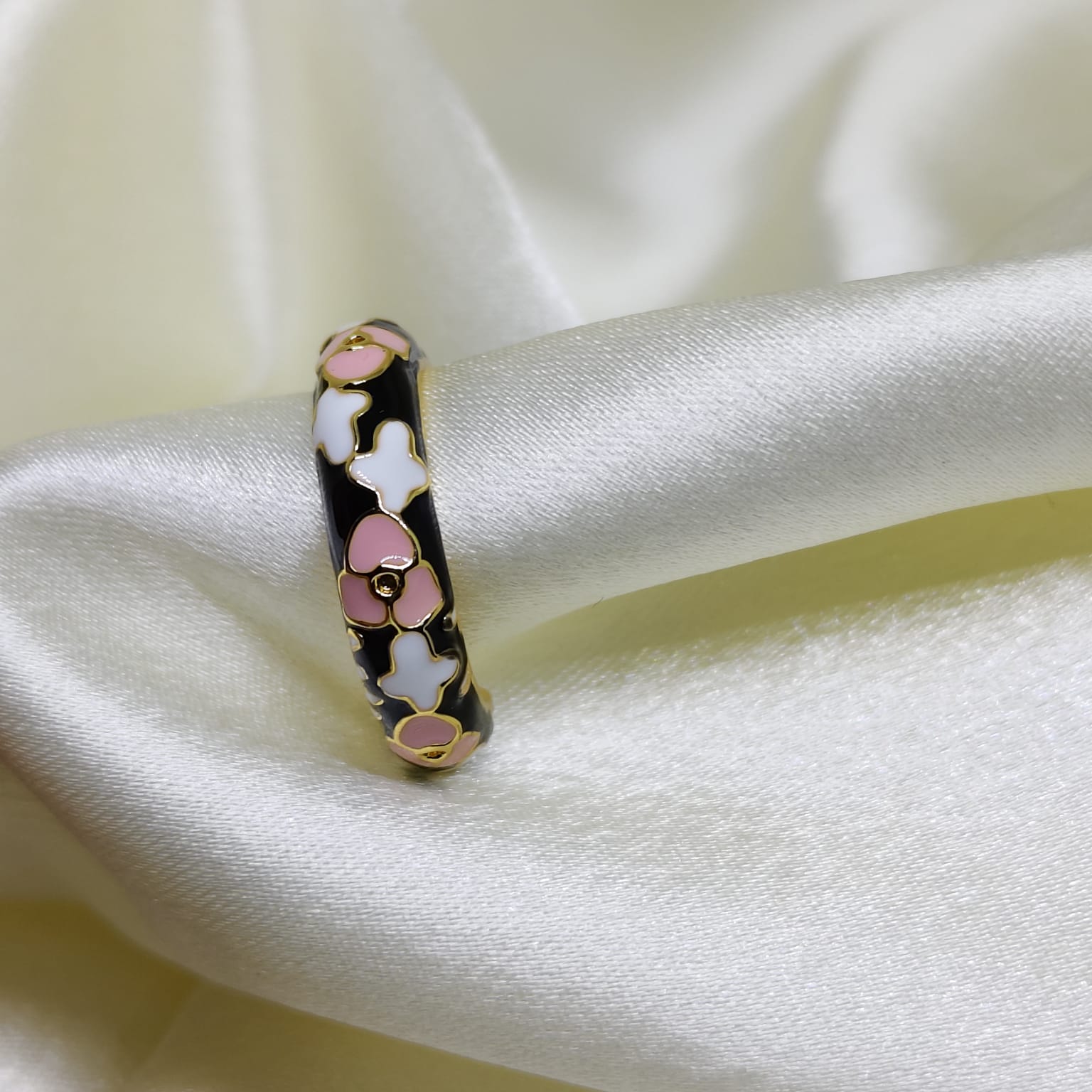 Floral Enamel Adjustable Gold Ring for Women | Cute Designer Flower Ring | Isha Elite