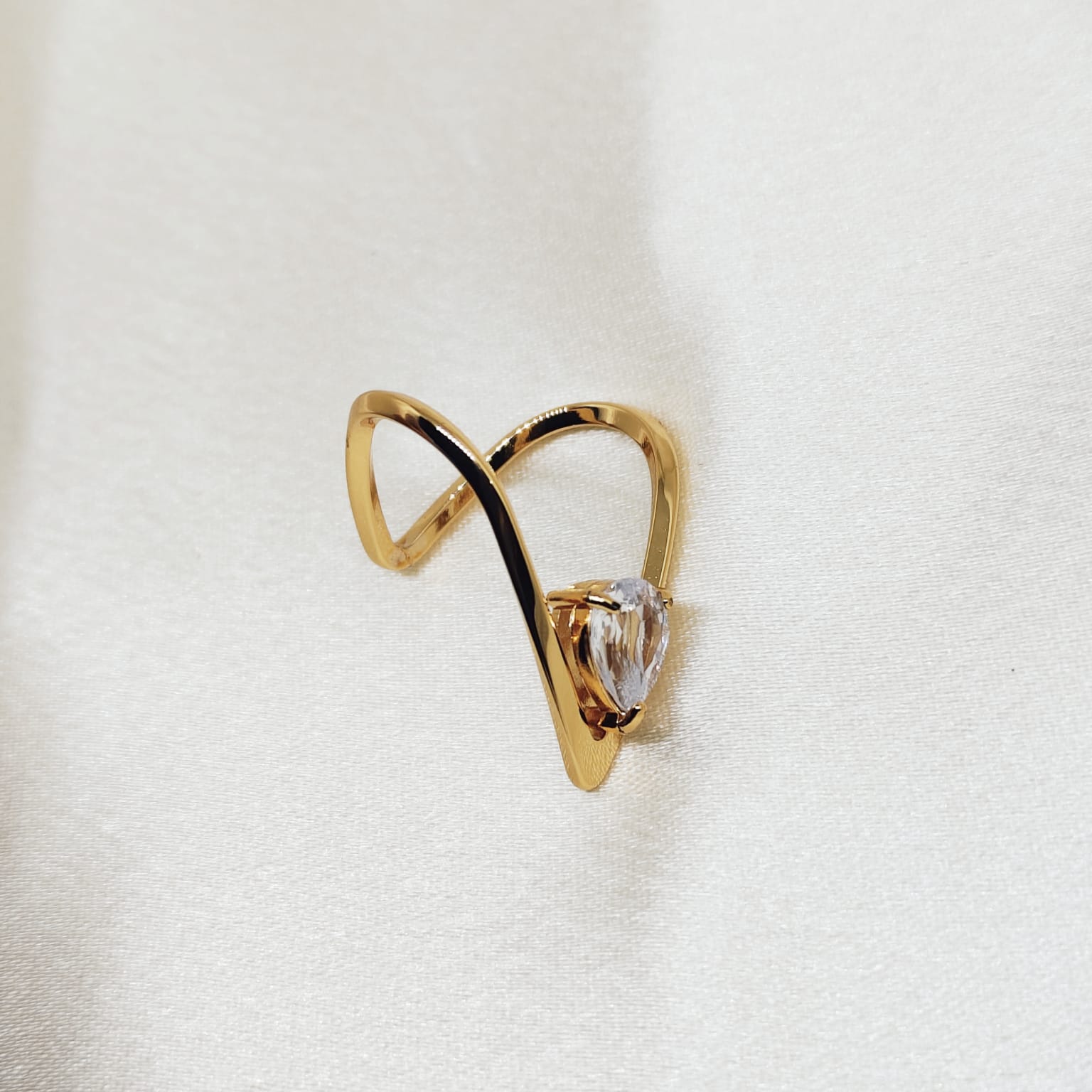 V Shape Crystal Adjustable Ring for Women | Minimal Gold Ring | Isha Elite