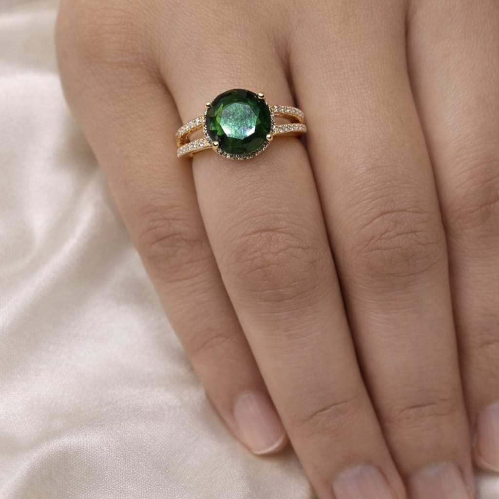 Emerald Luxe Statement Ring | Isha Elite 💎