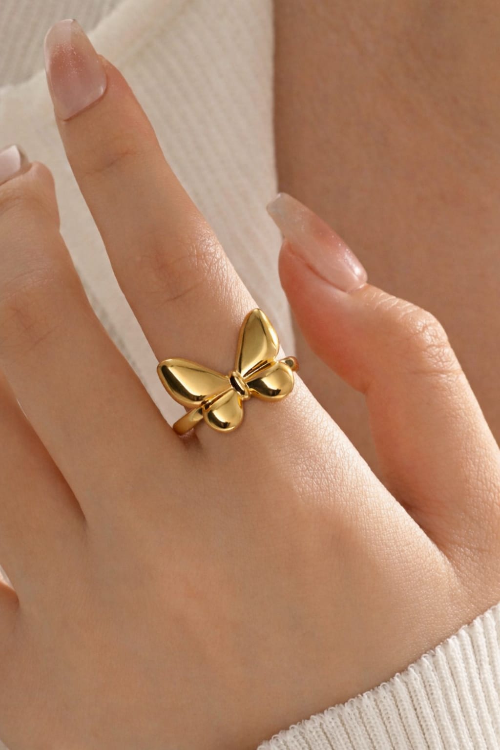 Golden Butterfly Charm Ring | Isha Elite 💎