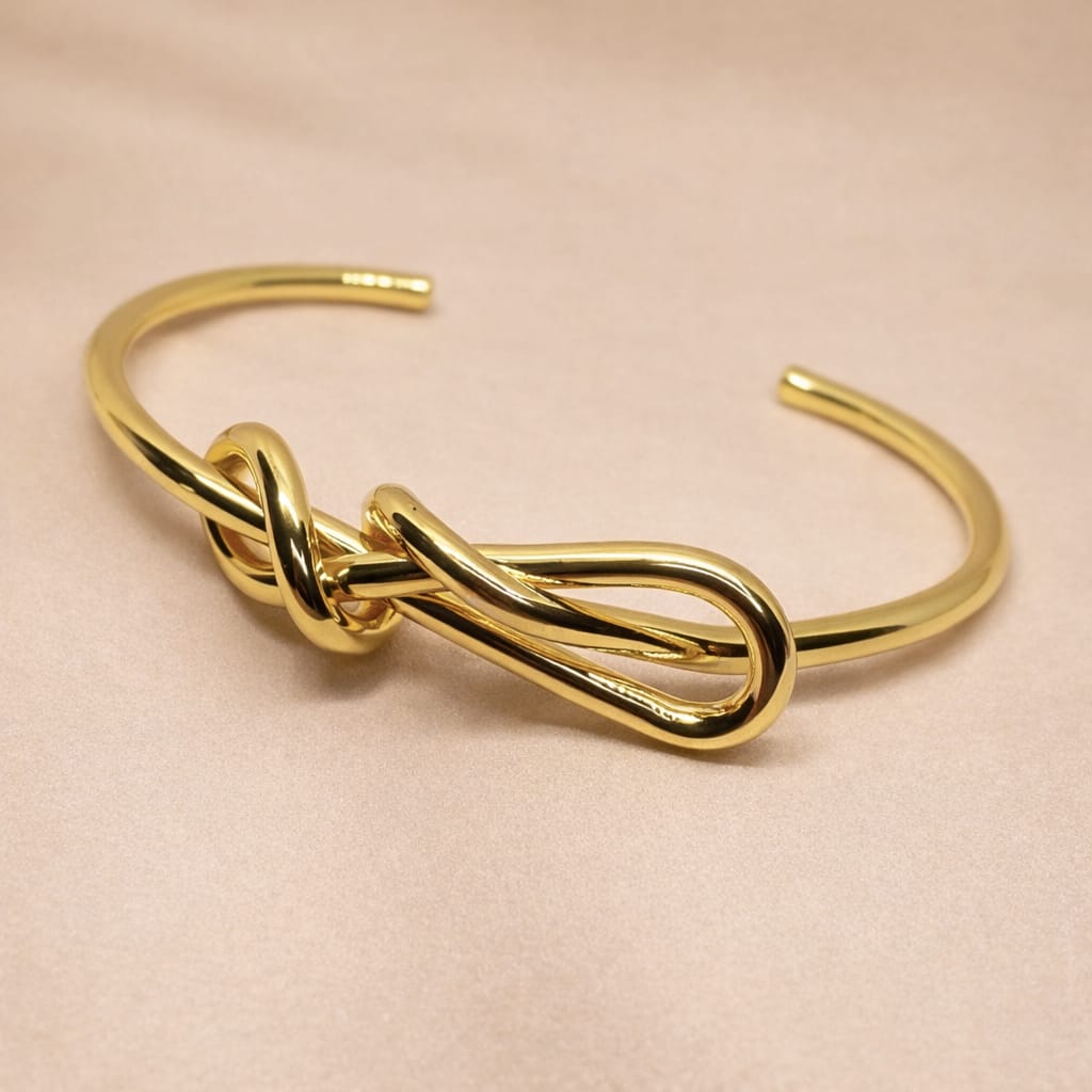 Infinity Knot Gold Bracelet | Isha Elite ♾️✨