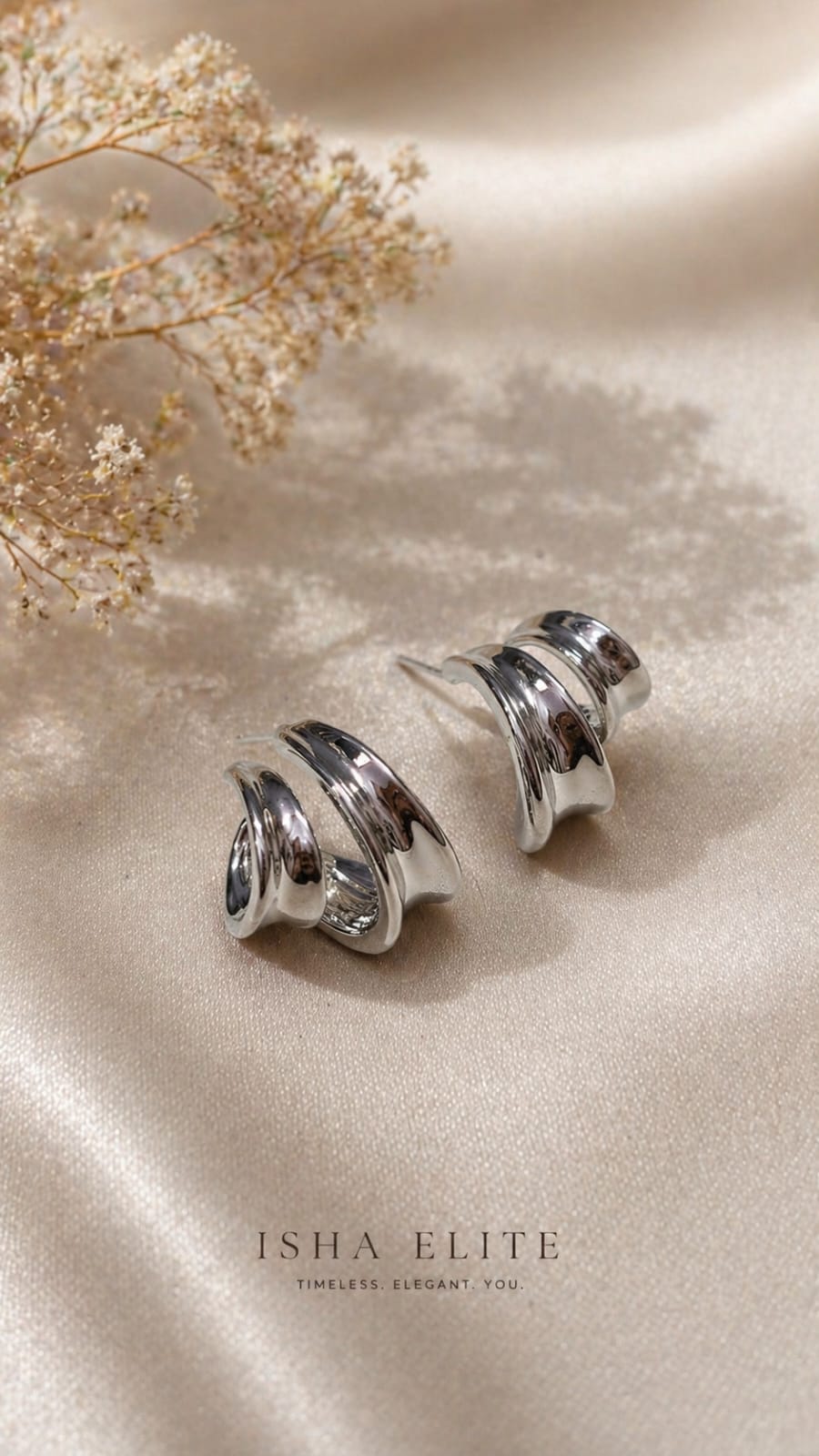 Chunky Ribbed Hoop Earrings – Isha Elite