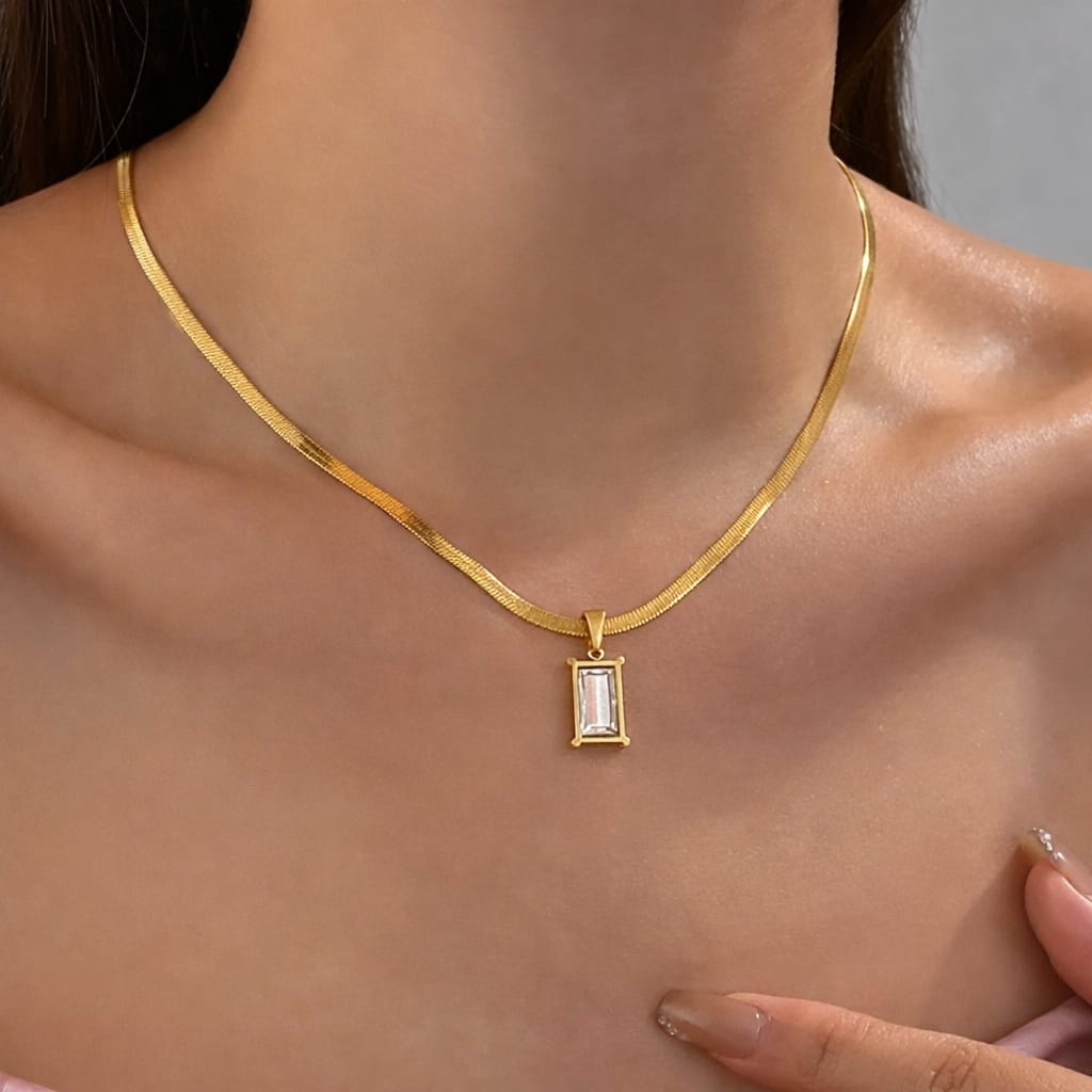 Crystal Bar Elegance Gold Necklace