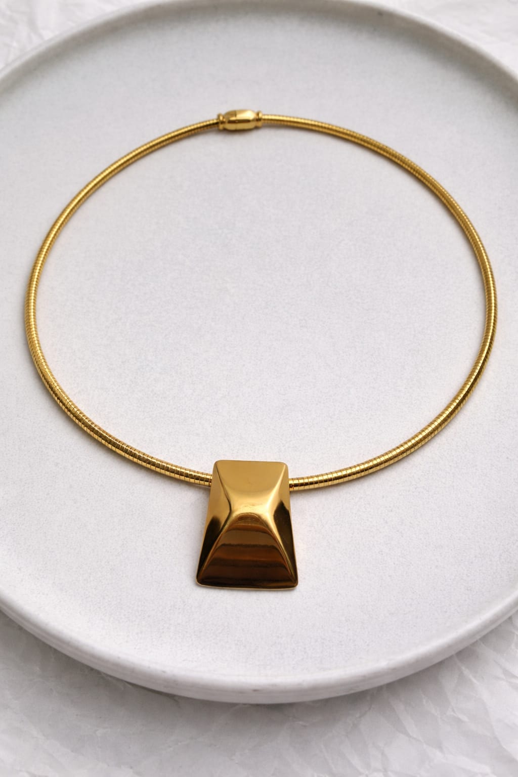 Modern Gold Bar Pendant Necklace